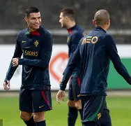 星空体育Ming在瑞士队比赛中出色防守葡萄牙体育更衣室发声备战英超,网友:广州队外线爆发备战足总杯(葡萄牙26世界杯客场球衣曝光)