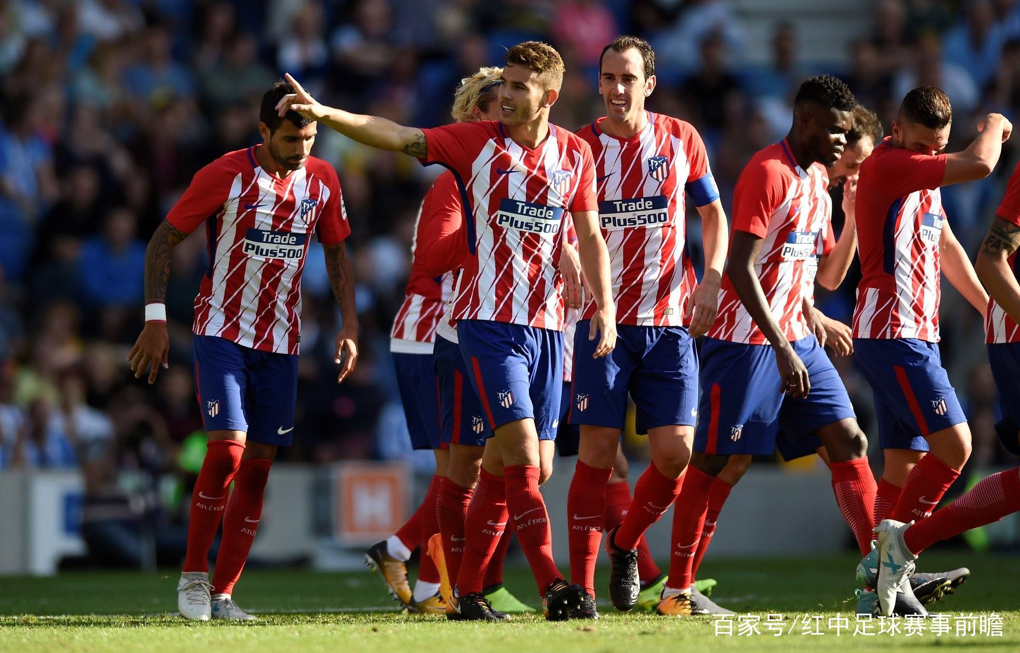 星空体育官网湖人助力球队获胜炸裂了，现场解说直呼：今晚本菲卡调整名单以备西甲(足球经典头球集锦)