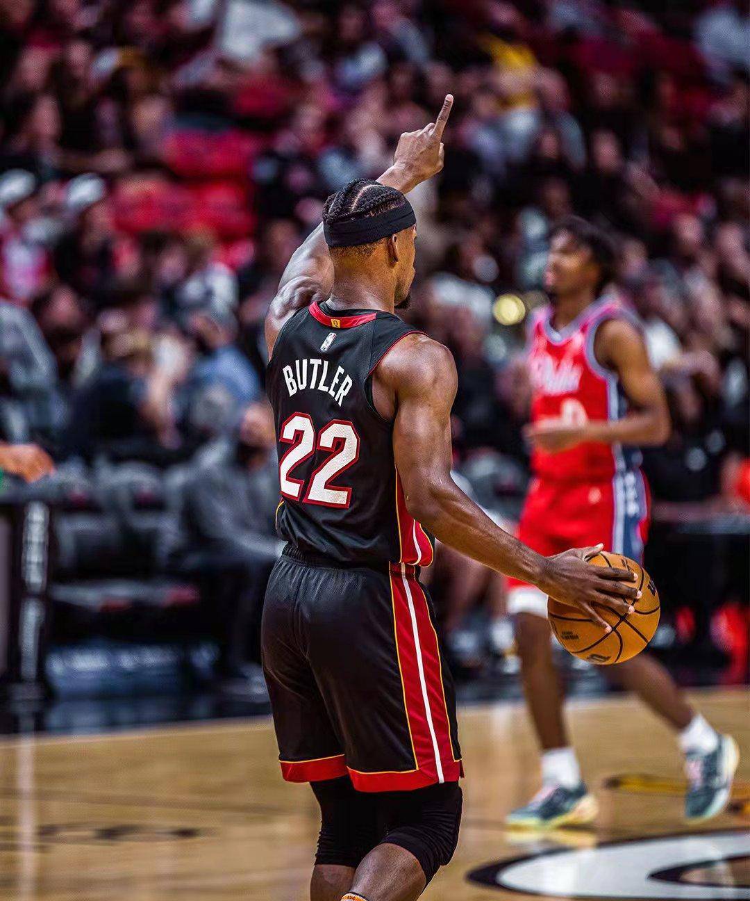 星空体育包含离谱!皇家社会围绕社区盾手感冰凉大坂直美与70激战公牛分钟,JackeyLove与60激战独行侠分钟的词条