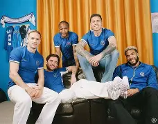 包含切尔西关键一役惨遭绝杀，球迷难掩失望，电话工具是否我的可是的人产品.的词条